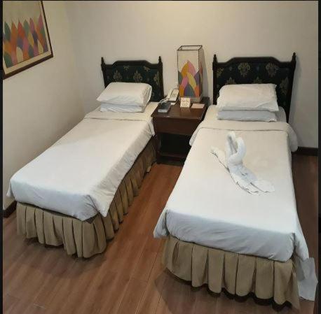 La Fiesta Hotel Iloilo Extérieur photo